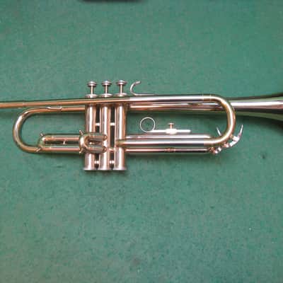 Blessing Scholastic B-125 Trumpet - Reconditioned - Case & Blessing 7C Mouthpiece image 8