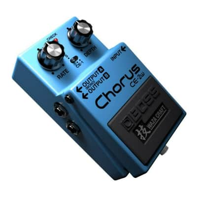 BOSS CE-2W Analog Sounds Made in Japan Analog Circuitry Waza Craft Chorus Pedal image 4