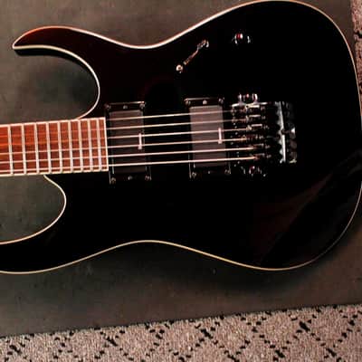 Ibanez MTM2 - Mick Thomson/Slipknot Signature "Seven" Guitar image 7