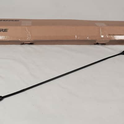 Shure MX424 Gooseneck with cardioid capsule, A412B base and A412MWS windscreen image 1