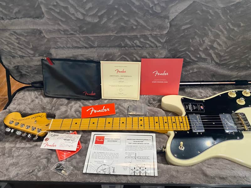 Fender American Professional II Telecaster Deluxe Maple Olympic White #US22041643 (8lbs, 3.3oz) image 1