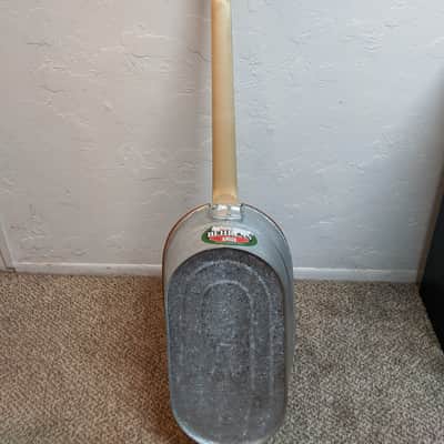 Custom Washtub Bass - Unique image 2