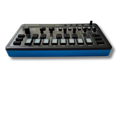 Roland J-6 AIRA Compact Chord Synthesizer 2022 - Present - Black image 4
