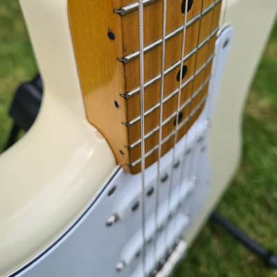 Fender Stratocaster 1990 - white image 9
