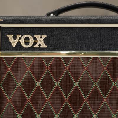 Vox V9106 Pathfinder 10 Guitar Combo Amp #59013 image 2