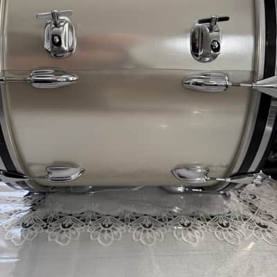 Slingerland Magnum 24x16 Bass Drum 1979 - Silver Mist Excellent condition! image 16