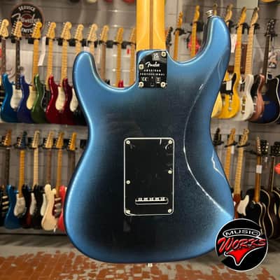 Fender American Professional Ii Stratocaster Rw Dark Night image 9