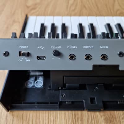Roland SH-01A image 8