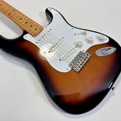 Fender Stratocaster '50s Vintera II 2023 Sunburst image 10