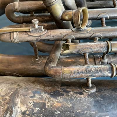 1914 C.G. Conn Antique Eb Tuba – Engraved Bell – Smooth Valves – Projec image 8
