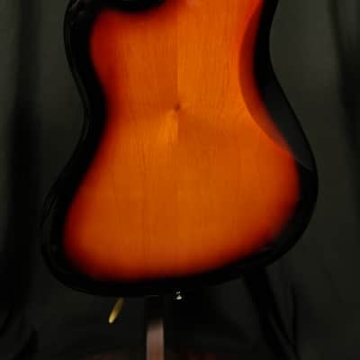 Fender Player II Jazzmaster 2026 3-Color Sunburst image 8