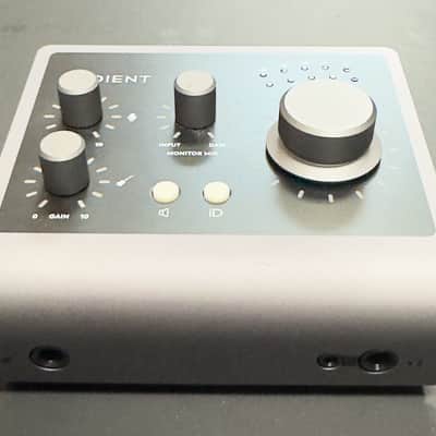 Audient iD4 MKII 2 x 2 USB-C Audio Interface Bild 2
