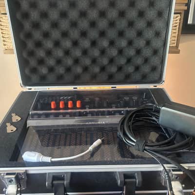 Arturia MicroFreak 25-Key Algorithmic Synthesizer with DECKSAVER AND HARD CASE image 14