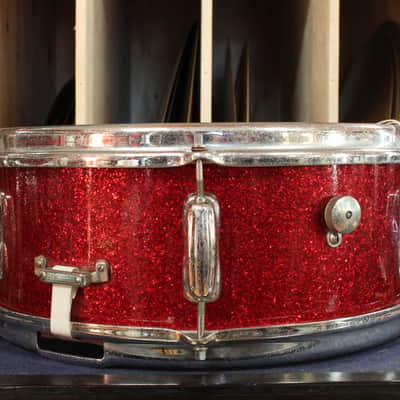 Slingerland 1960s 5.5x14 Deluxe Student Model Snare Drum in Sparkling Red Pearl image 2