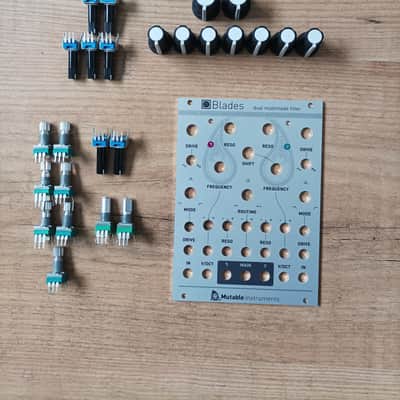 Mutable Instruments Blades panel, pots and knobs image 1
