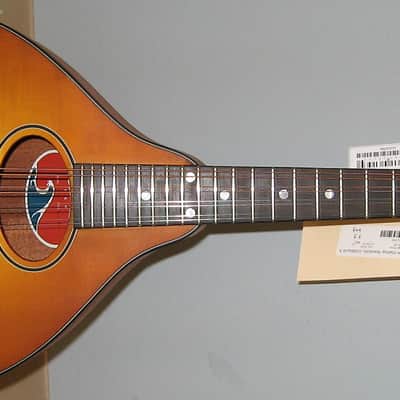 Eastman PCH-M104 CLA A Style Oval Hole Mandolin w/gig bag - Truetone Satin Goldburst image 2