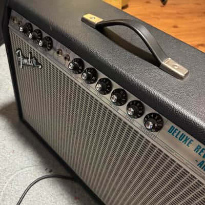 Fender '68 Custom Deluxe Reverb 2-Channel 22-Watt 1x12" Guitar Combo 2013 - Present - Black image 4