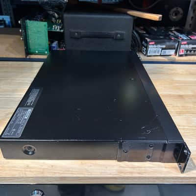 TASCAM SS-R200 Solid State Recorder - nice image 11