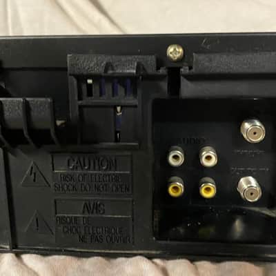 Panasonic PV-V402 image 4