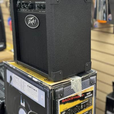 PEAVEY BACKSTAGE II - 12 AMP COMBO - FLOOR MODEL image 3