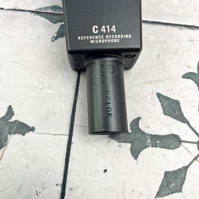 AKG C414 XLS Large Diaphragm Multipattern Condenser Microphone image 8