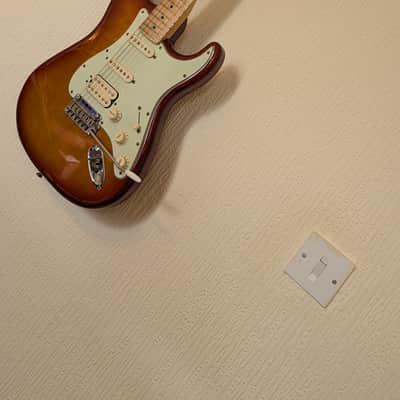 Fender Deluxe Stratocaster HSS Maple Fretboard 2019 Tobacco Sunburst image 14