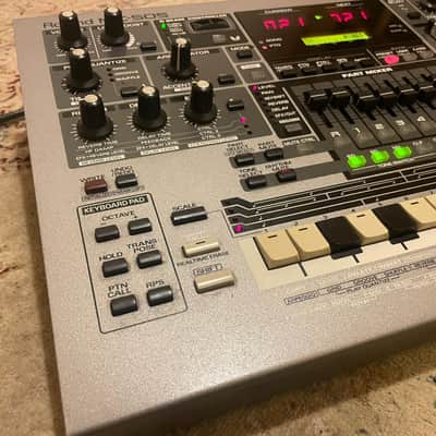 Roland MC-505 Groovebox 1998 - 2002 - Gray image 7