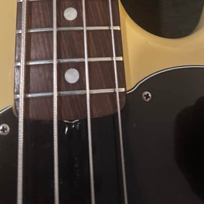 Fender Musicmaster Bass 1978 Olympic White image 4