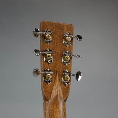 Martin HG-28 Special Edition O'ahu Acoustic Guitar W/Softshell Case - Natural image 6