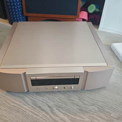 Marantz SA-10 SACD Player /DAC Reference Series Champagne Gold - Japanese edition image 3