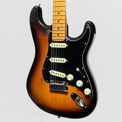 Fender American Ultra Luxe Stratocaster USA Electric Guitar - Sunburst image 2
