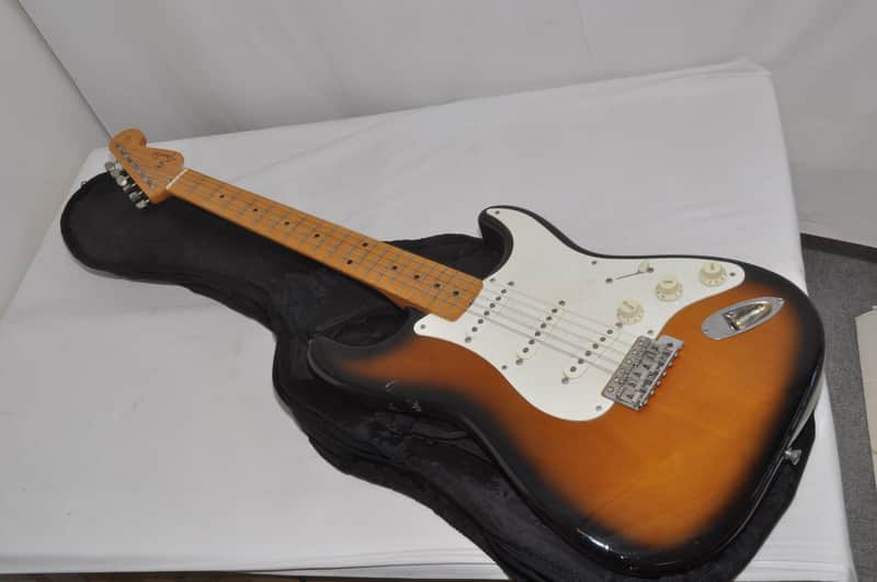 Fender STRATOCASTER Crafted in Japan 1997~2000 Electric Guitar Ref No.5906 image 1