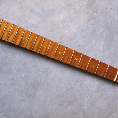 Roasted Flamed Maple Neck - 22 Frets image 4