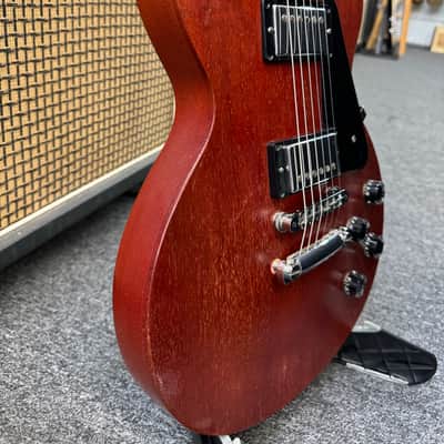 Gibson Les Paul Studio 2004 - Worn Cherry image 5