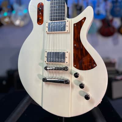 Eastman Guitars Juliet Electric Guitar - Pamona Blonde, with Case, FREE PLEK!, 322 image 1