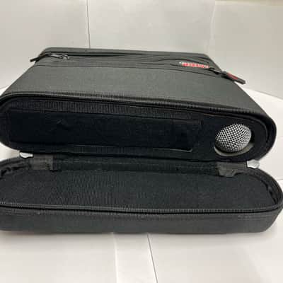 Gator Cases Soft Padded Nylon Carry Tote Bag for Shure GLXD4 GLXD4R GLXD14 Single Wireless GLXD2 Microphone System GM Live-in Style Holds Reciever Body Pack Microphone with Antenna Access 1W image 11