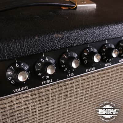 1966 Fender Deluxe Reverb 2-Channel 22-Watt 1x12" Guitar Combo image 4