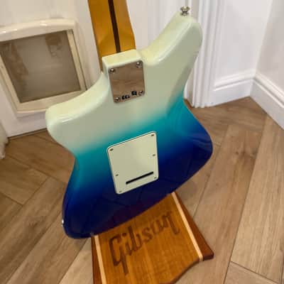 Fender Player Plus Meteora HH 2022 - Present - Belair Blue image 5
