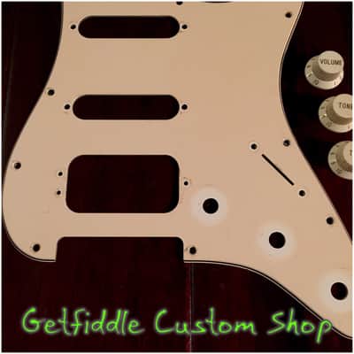 Fender Stratocaster Relic Pickguard Hss With Relic Knobs image 2