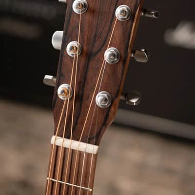 Martin 00-X2E Cocobolo Grand Concert Acoustic/Electric Guitar - Natural with Gig Bag image 5
