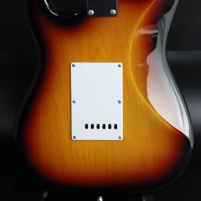 BUSKER'S BST-2H 3 Tone Sunburst - Shipping Included* | Reverb