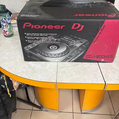 Pair of Pioneer CDJ-900 Nexus (CDJ-900NXS) image 10