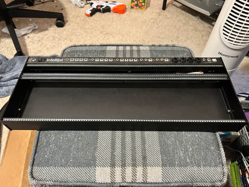 Intellijel 4U 104HP Palette Case