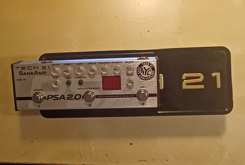 tech2 sansamp 中期 PSA 2 – Tech 21 NYC