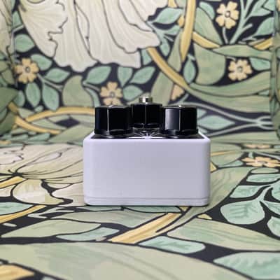 Greer Amps Tomahawk-White/Black image 4