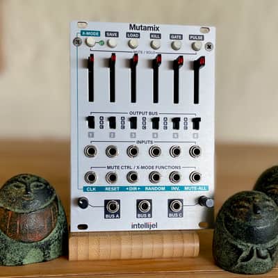 Intellijel Mutamix - Gearspace