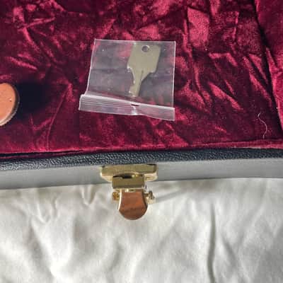 Early 2000's Gibson Custom Shop "Custom/Art/Historic" Les Paul Black Tolex Plush Hardshell Case image 17
