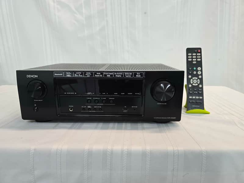 Denon Denon AVR-S530BT 5.2-channel home theater receiver with Bluetooth 2010 - Black metal cabinet