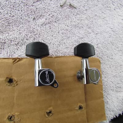 Larrivee Bass Side Tuners Need New Buttons Complete Tuner With Bushing Washer & Mounting Screw For Repair Or Parts image 1
