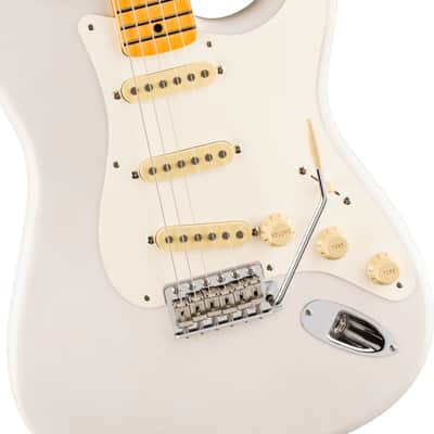Fender Eric Johnson Stratocaster Maple Fingerboard - White Blonde image 5